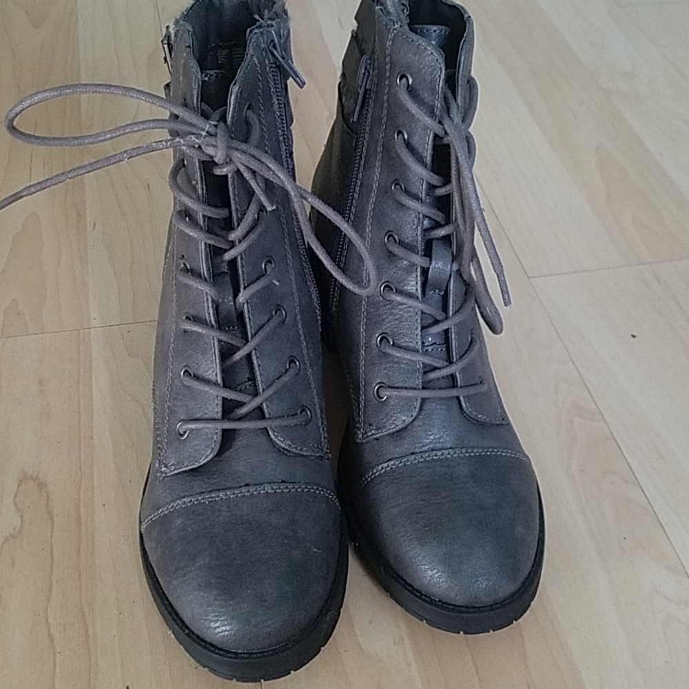 Grey combat boots size 71/2 or 8